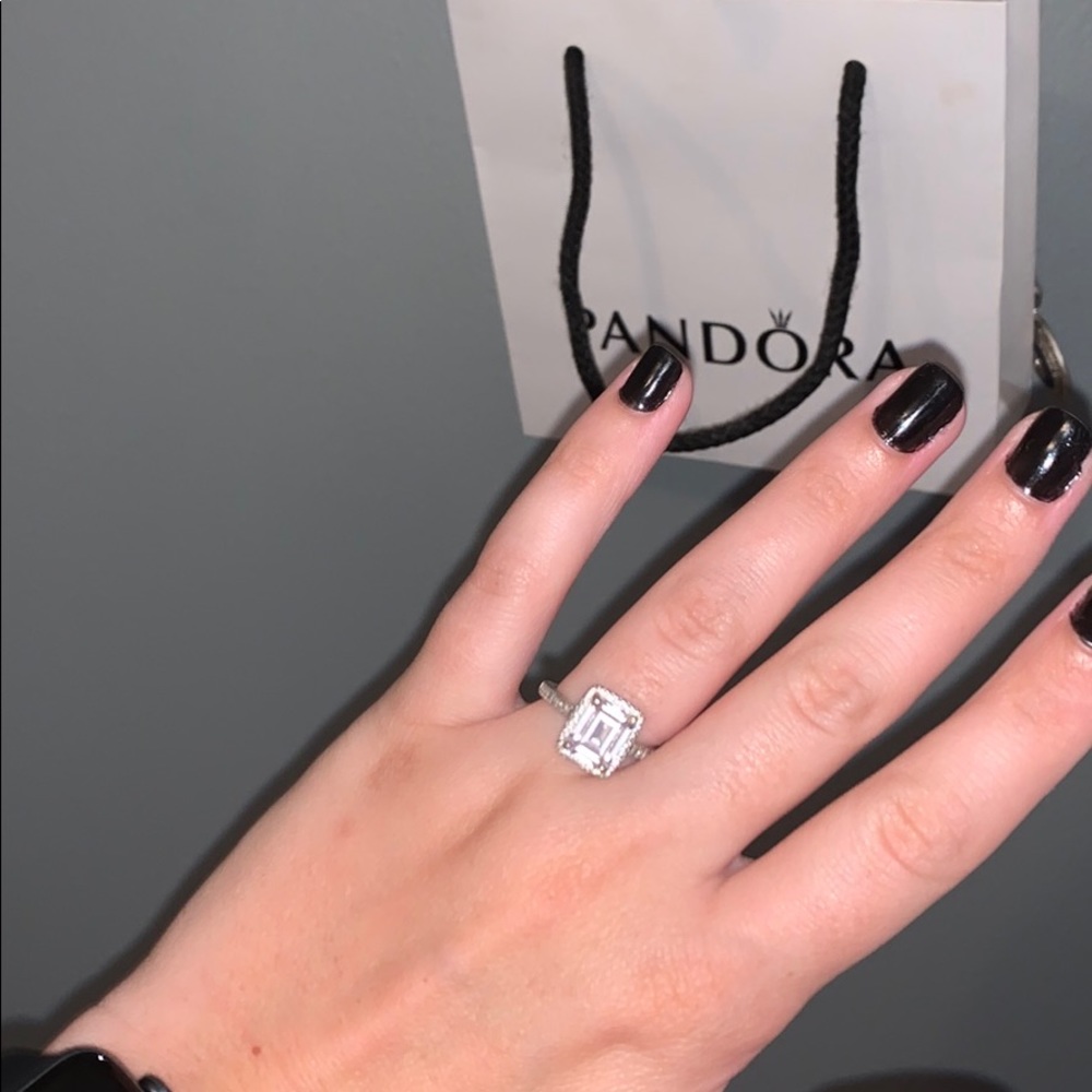 Pandora ring